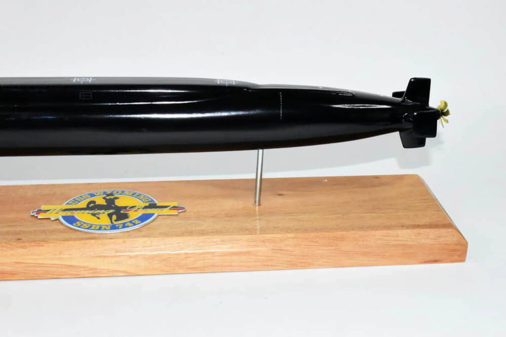 USS Wyoming SSBN-742 Submarine Model (Black Hull),Navy,Scale Model,Mahogany,20 inch,Ohio Class