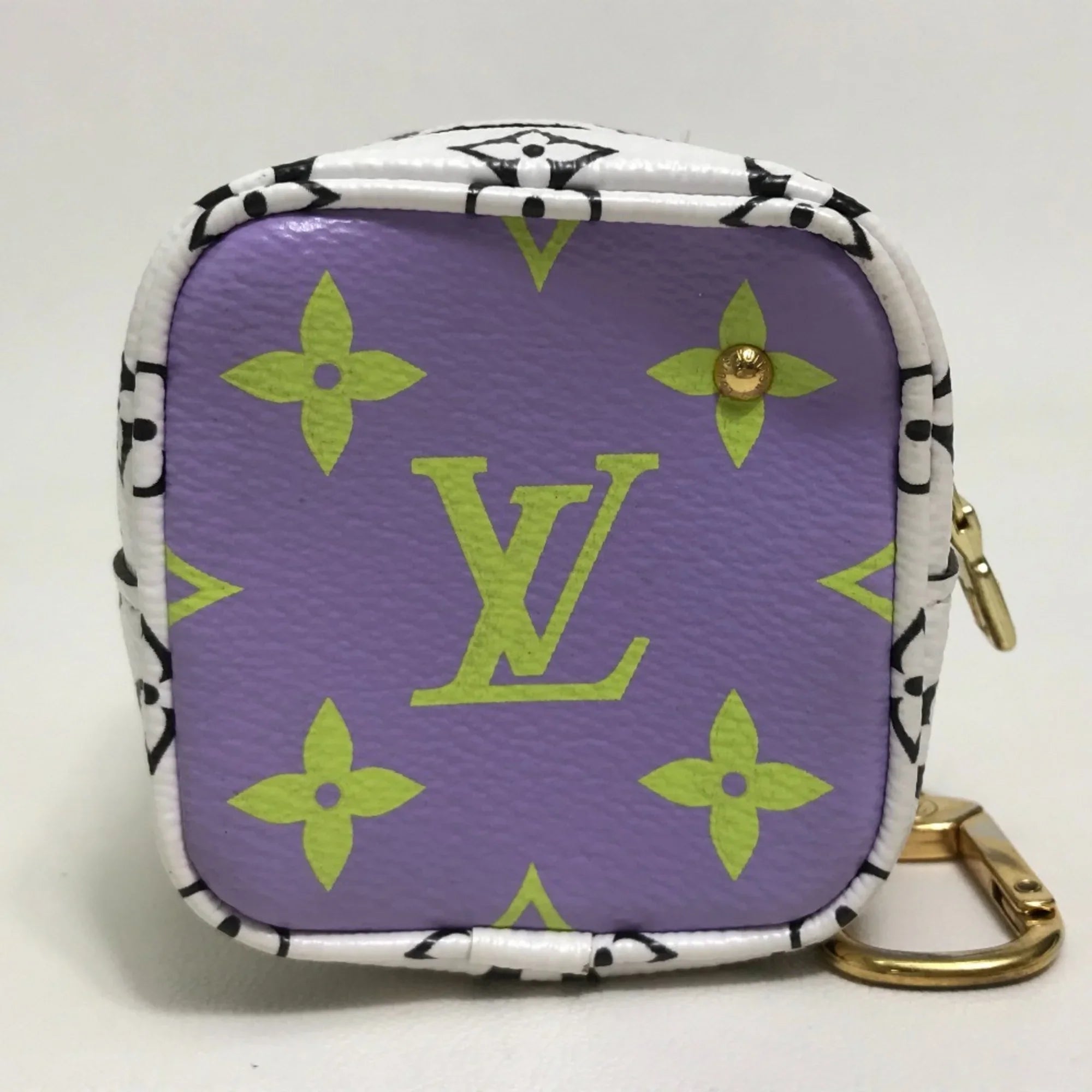 Pre-Owned LOUIS VUITTON M67669 Monogram Giant Portomone Cube Accessory Pouch Canvas Women's White/Multicolor (Good)