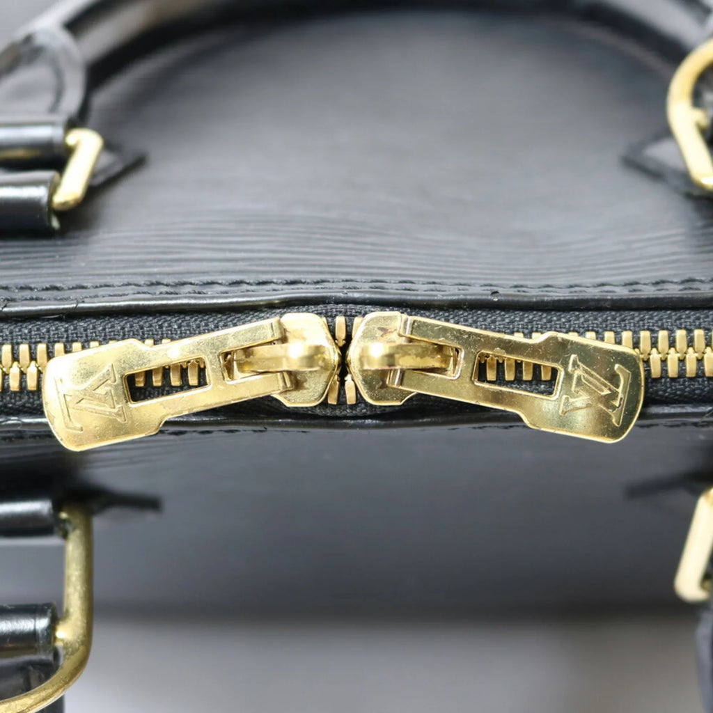 Pre-Owned LOUIS VUITTON Louis Vuitton Handbag Epi Arma M52142 Black Noir Ladies Leather (Fair)