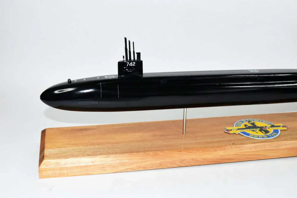USS Wyoming SSBN-742 Submarine Model (Black Hull),Navy,Scale Model,Mahogany,20 inch,Ohio Class